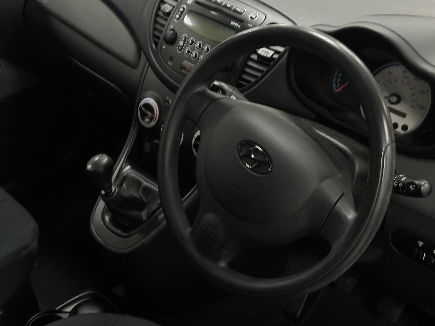 Used Hyundai i10 2009 for sale - 77089805: Photo 11