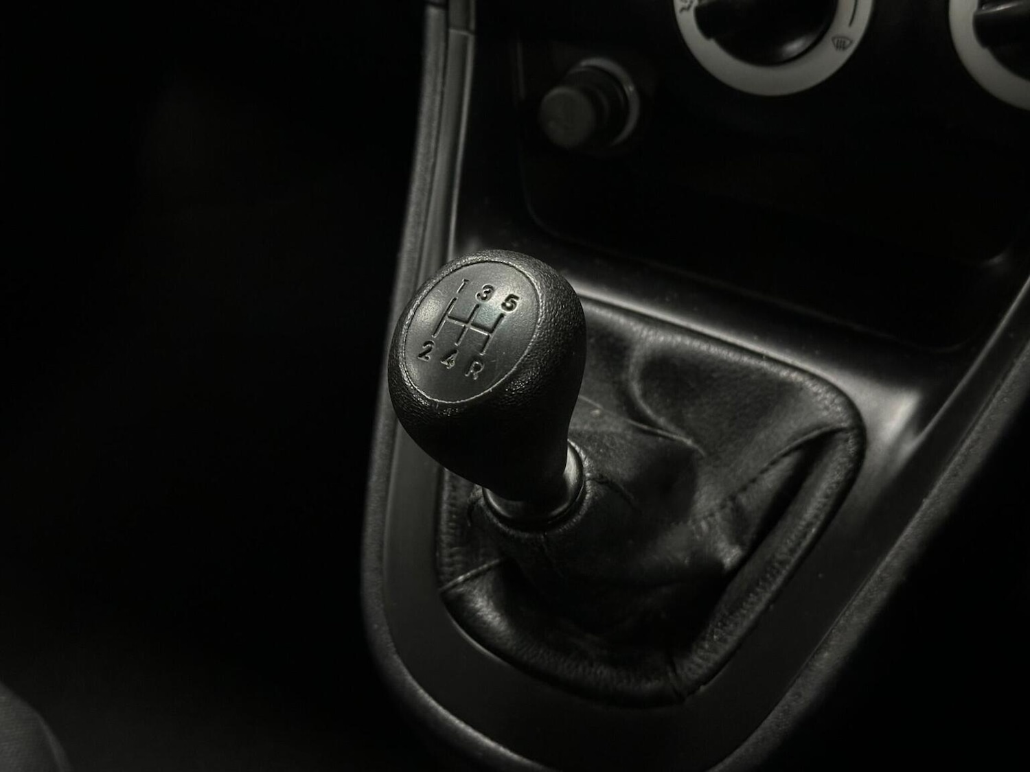 Used Hyundai i10 2009 for sale - 77089805: Photo 15