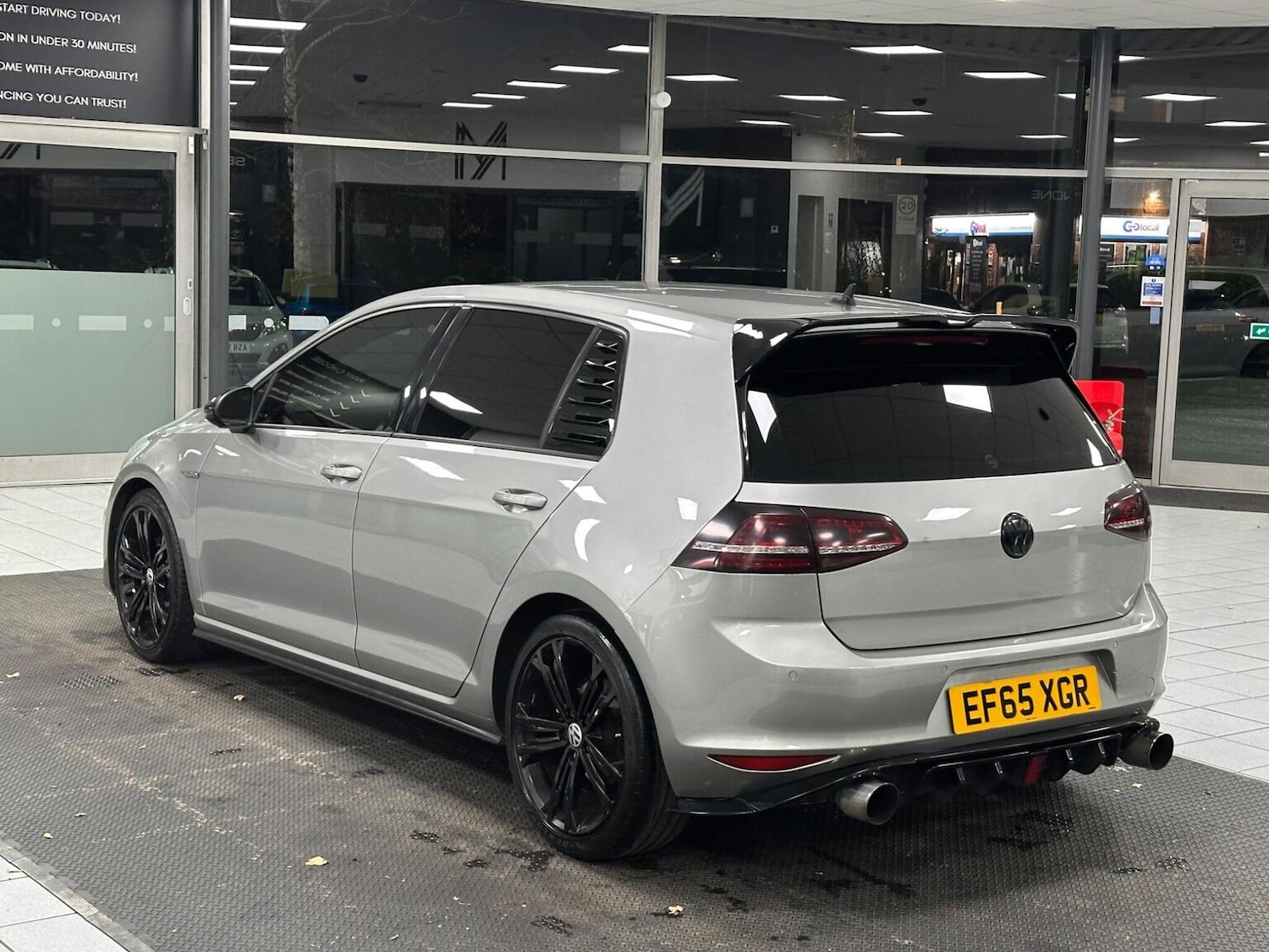 Used Volkswagen Golf 2015 for sale - 76656250: Photo 10