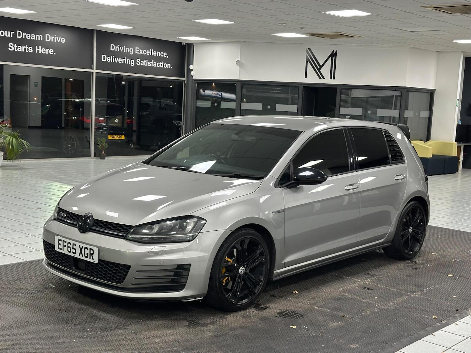 Used Volkswagen Golf 2015 for sale - 76656250: Photo 7