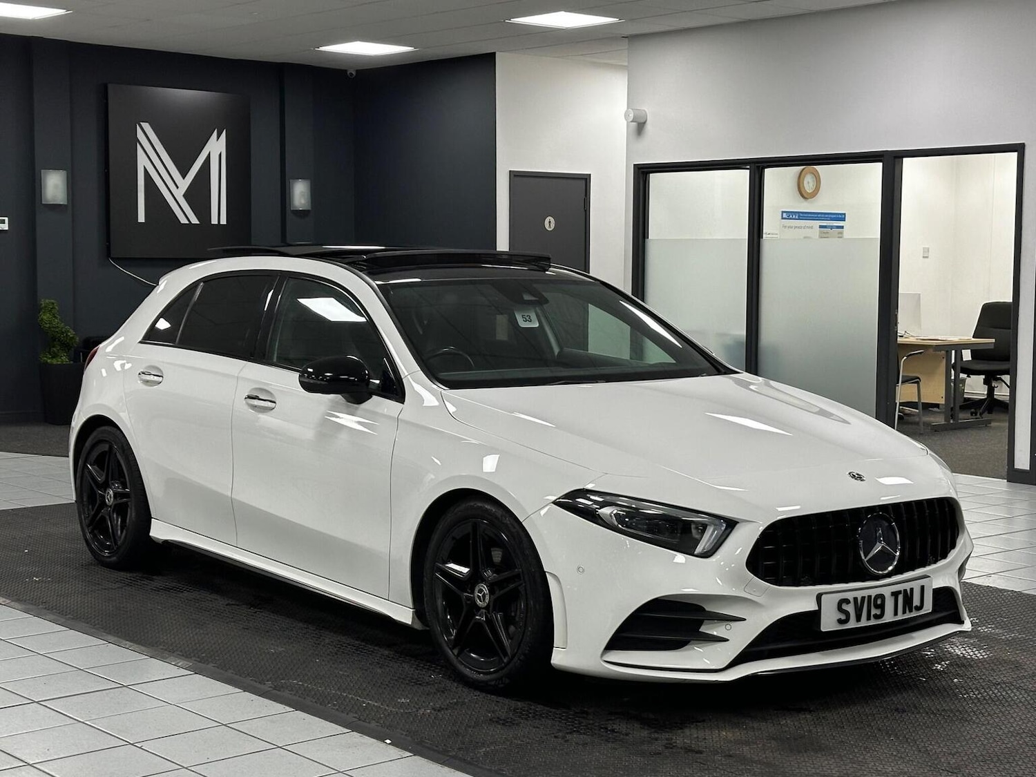 Used Mercedes-Benz A-Class 2019 for sale - 76848627: Photo 1