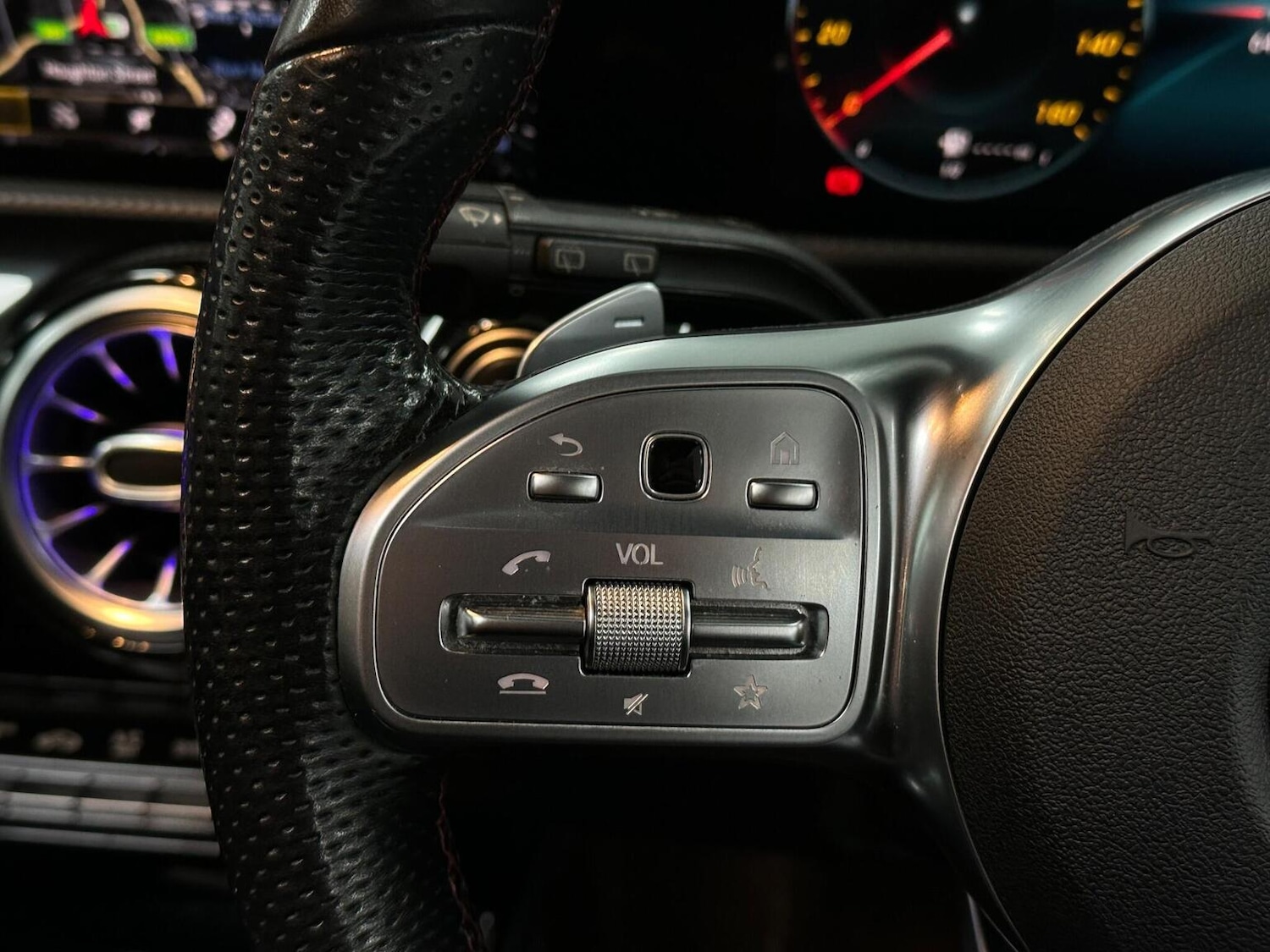 Used Mercedes-Benz A-Class 2019 for sale - 76848627: Photo 25