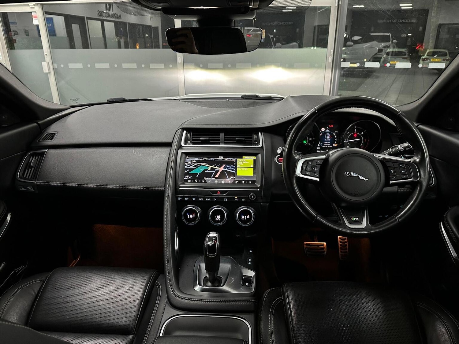 Used Jaguar E-Pace 2018 for sale - 76656185: Photo 17