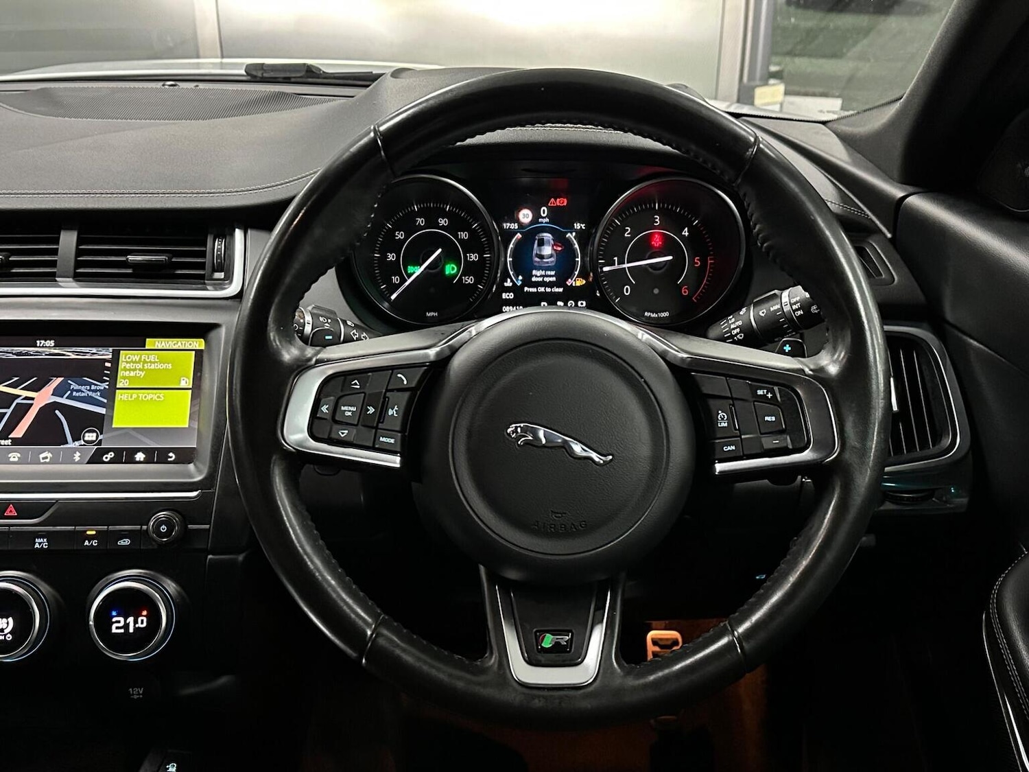 Used Jaguar E-Pace 2018 for sale - 76656185: Photo 19