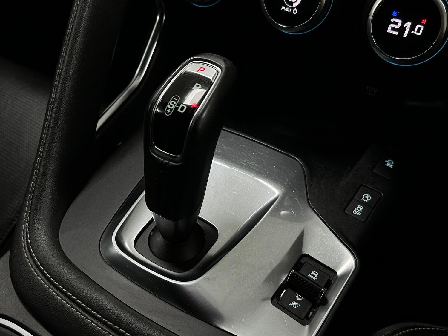 Used Jaguar E-Pace 2018 for sale - 76656185: Photo 24