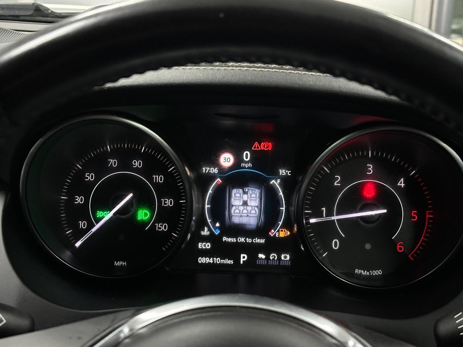 Used Jaguar E-Pace 2018 for sale - 76656185: Photo 25