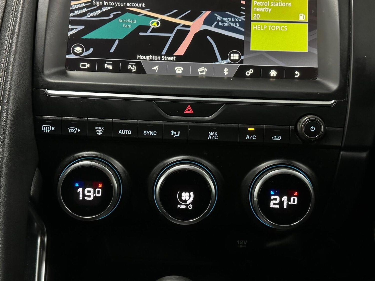 Used Jaguar E-Pace 2018 for sale - 76656185: Photo 28