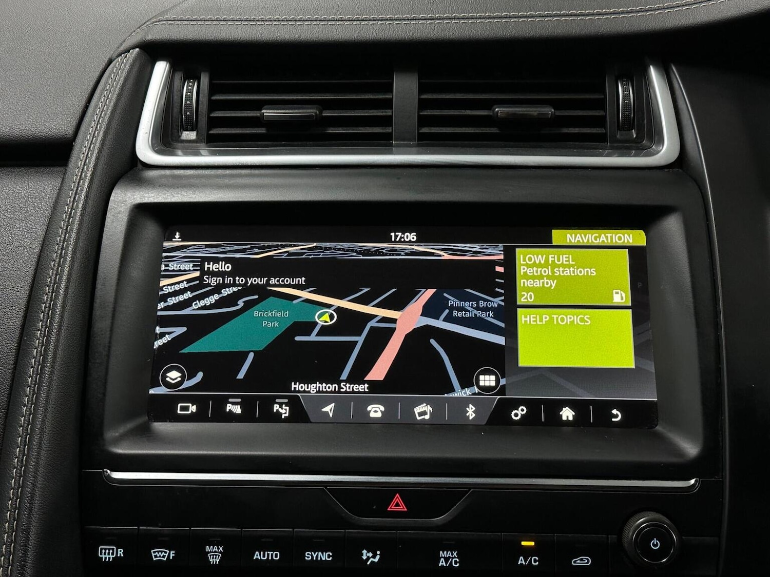 Used Jaguar E-Pace 2018 for sale - 76656185: Photo 29