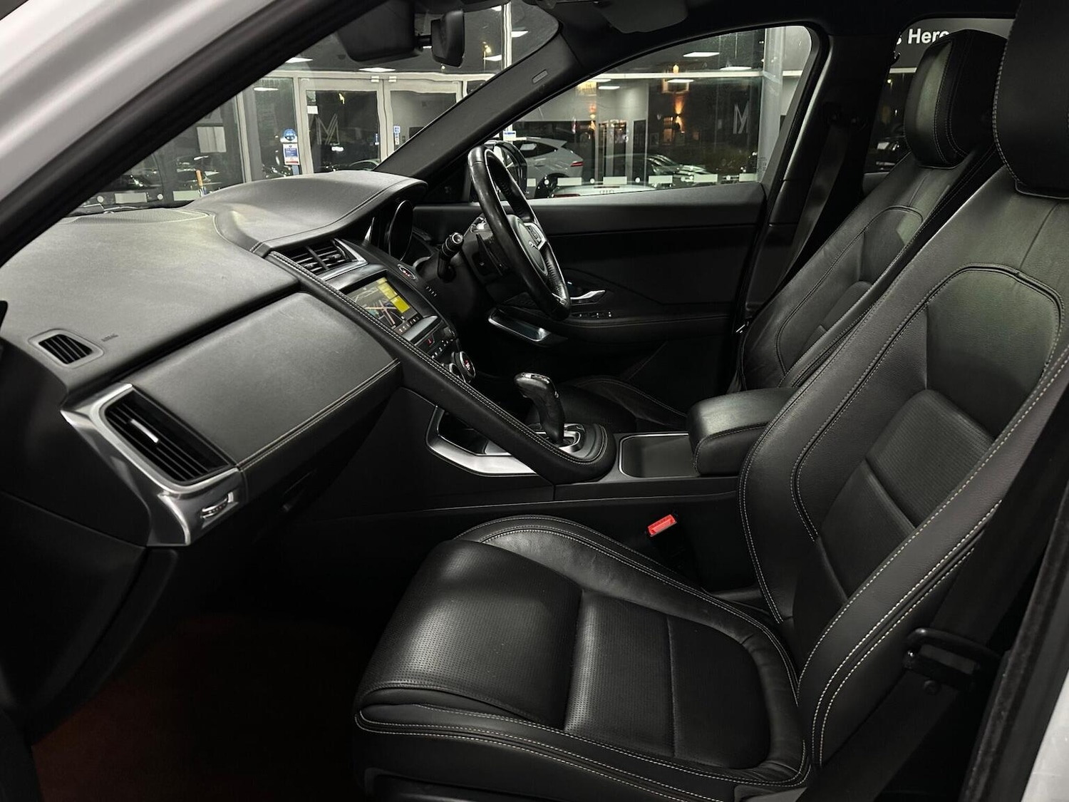 Used Jaguar E-Pace 2018 for sale - 76656185: Photo 39