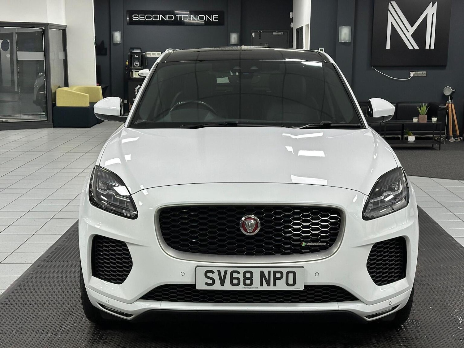 Used Jaguar E-Pace 2018 for sale - 76656185: Photo 4
