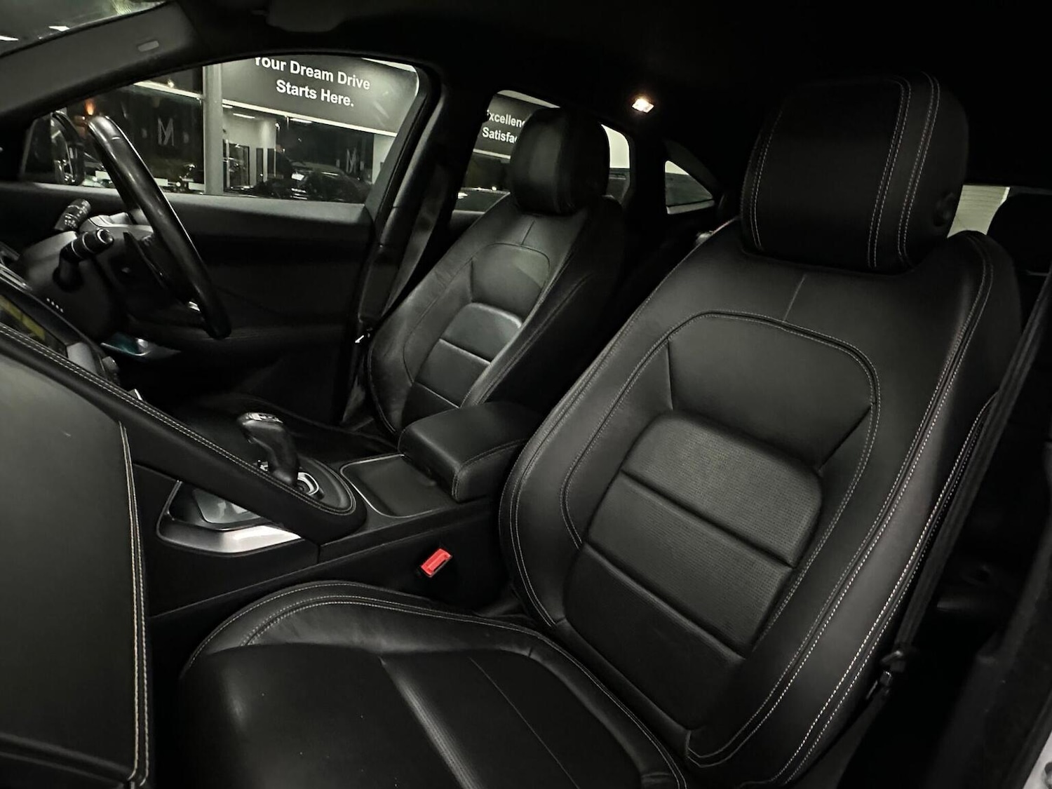 Used Jaguar E-Pace 2018 for sale - 76656185: Photo 40