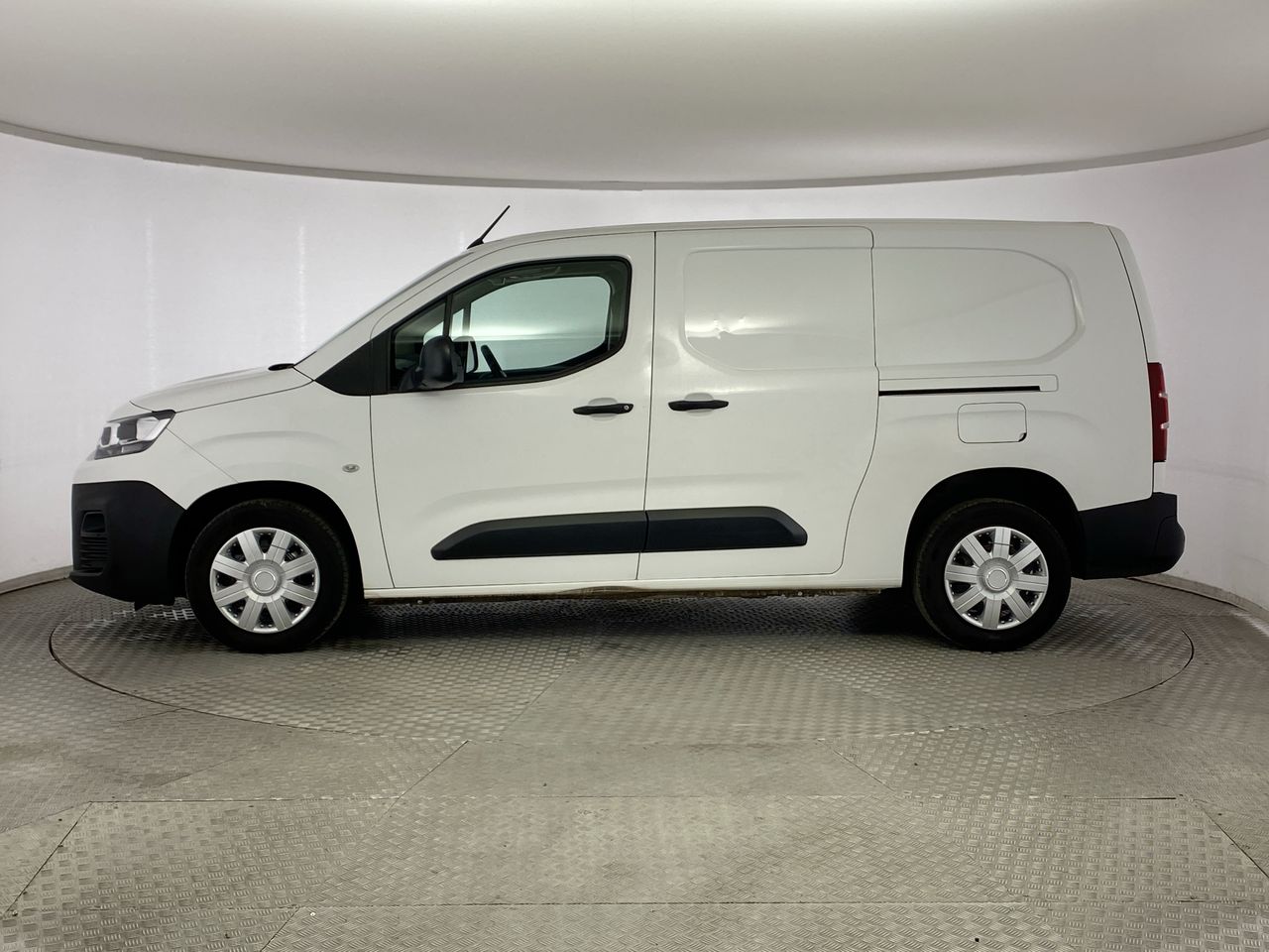 Used Citroen Berlingo 2021 for sale - 76461411: Photo 4