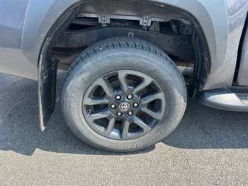 Used Toyota Hilux 2023 for sale - 75066334: Photo