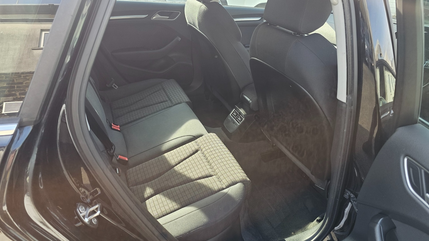 Used Audi A3 2014 for sale - 77954115: Photo 8