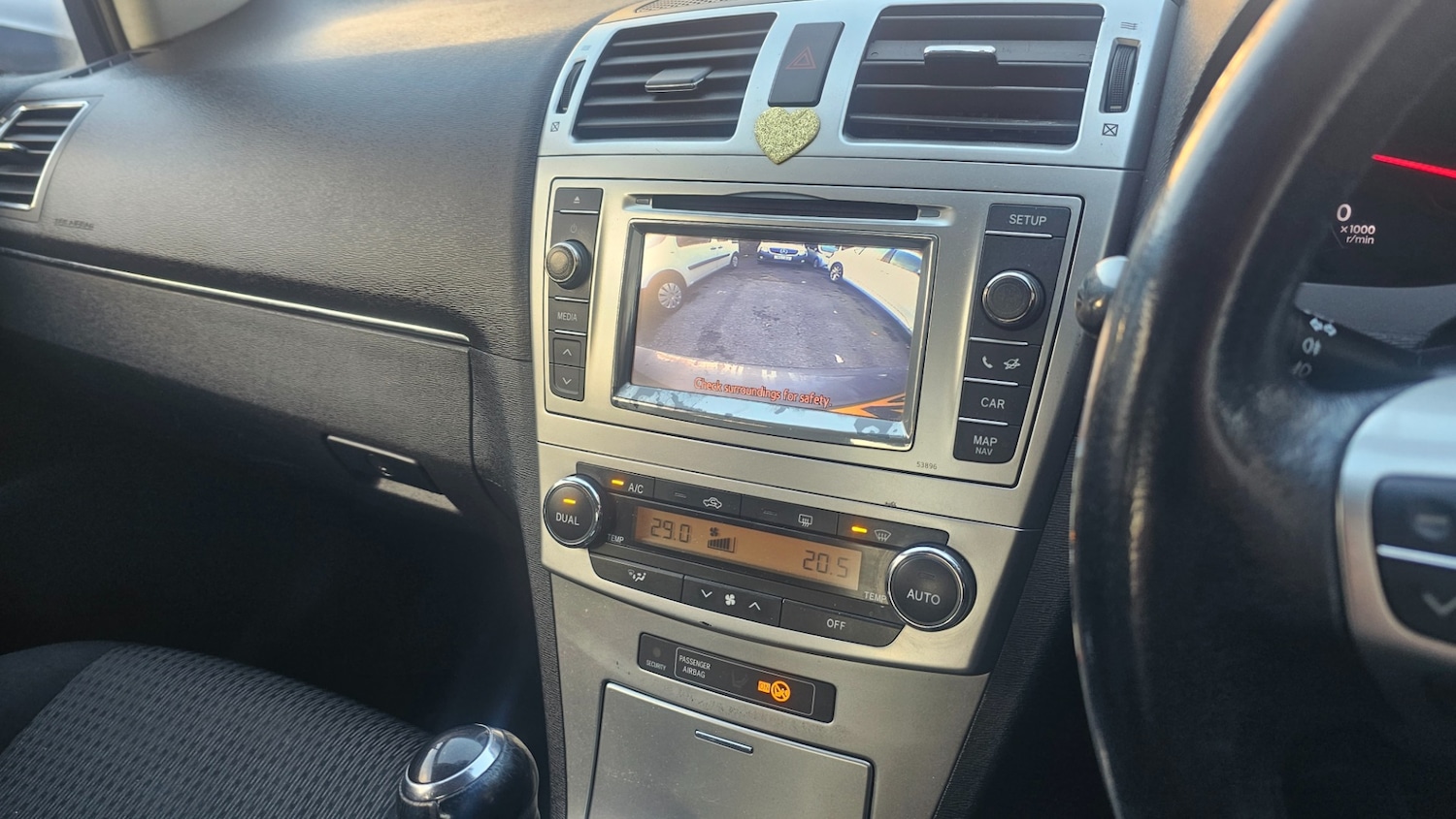 Used Toyota Avensis 2013 for sale - 77101453: Photo 10