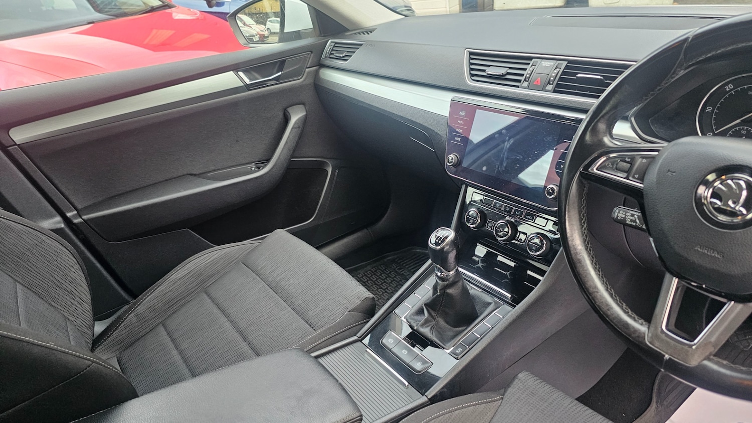 Used Skoda Superb 2017 for sale - 76292915: Photo 10