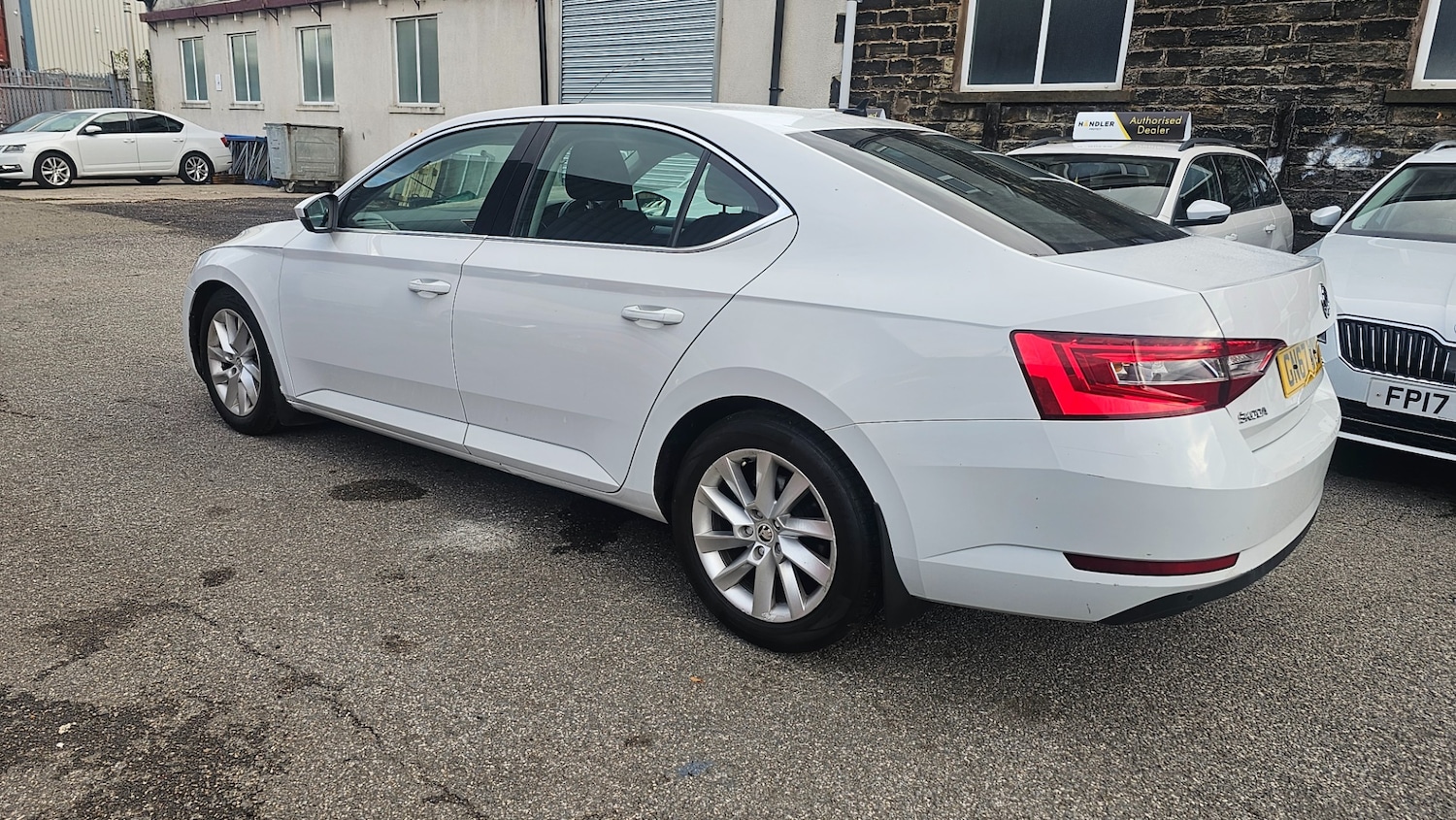 Used Skoda Superb 2017 for sale - 76292915: Photo 5