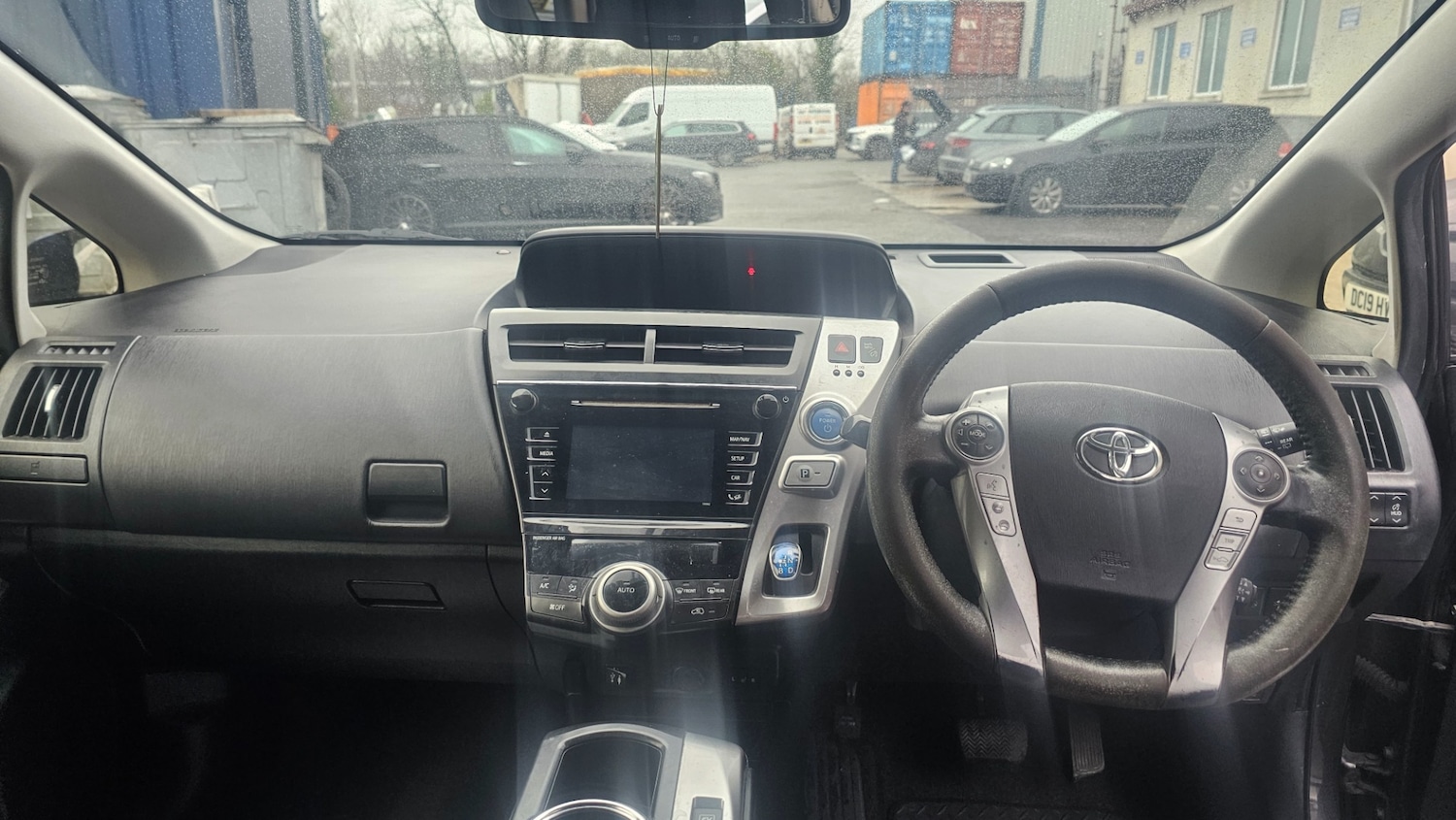 Used Toyota Prius+ 2015 for sale - 77522388: Photo 10