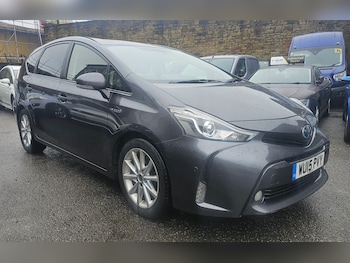 Used Toyota Prius+ 2015 for sale - 77522388: Photo