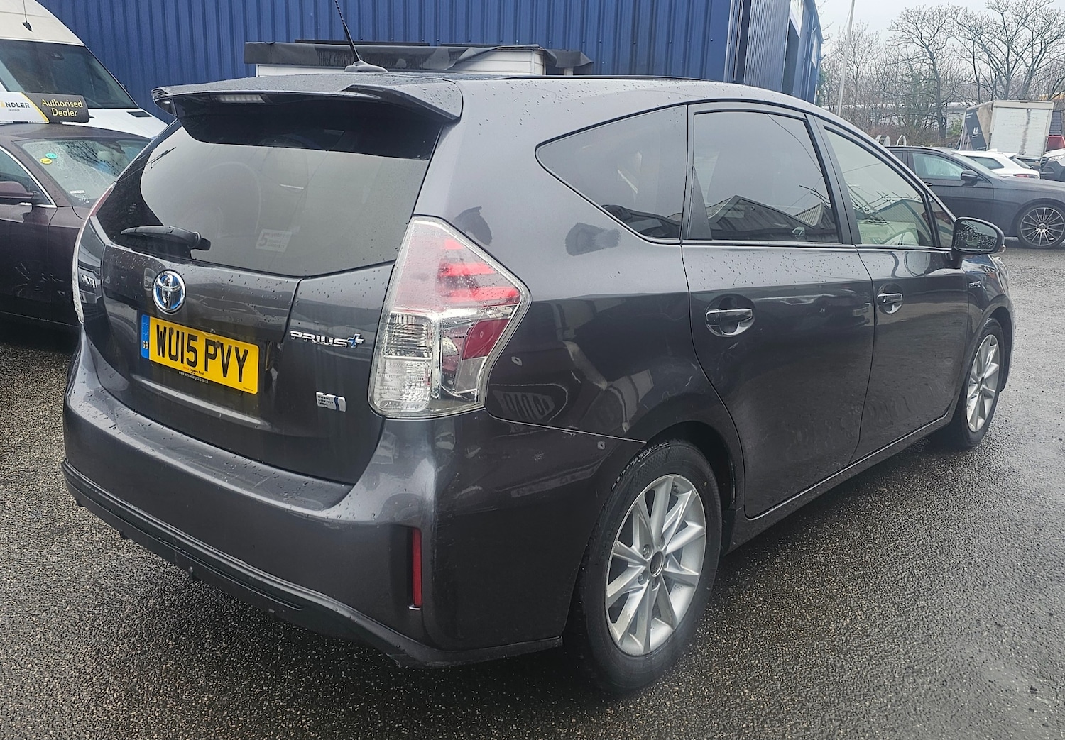 Used Toyota Prius+ 2015 for sale - 77522388: Photo 6