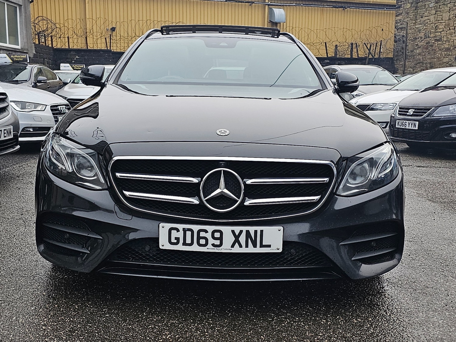 Used Mercedes-Benz E Class 2020 for sale - 77220195: Photo 4