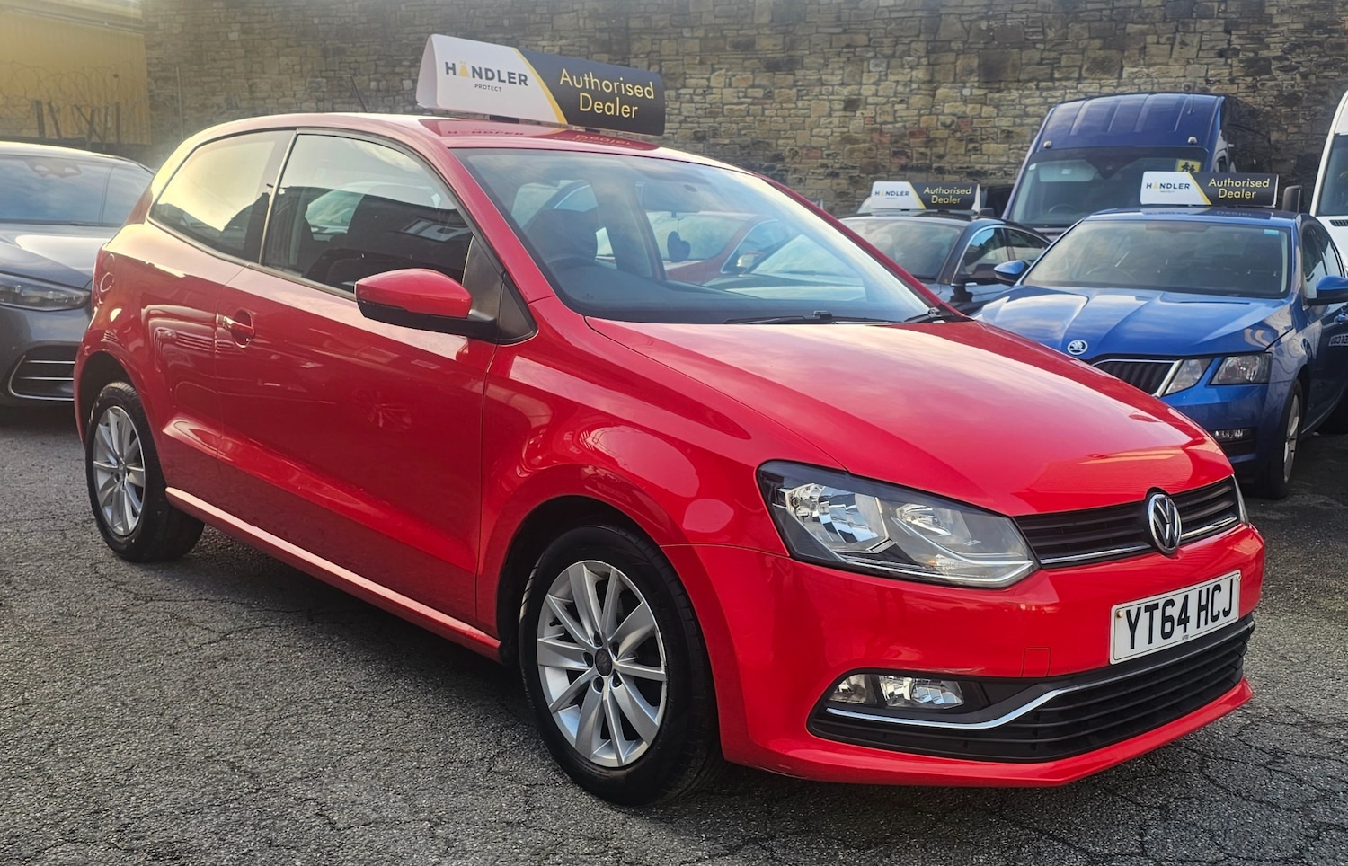 Used Volkswagen Polo 2014 for sale - 76699710: Photo 1