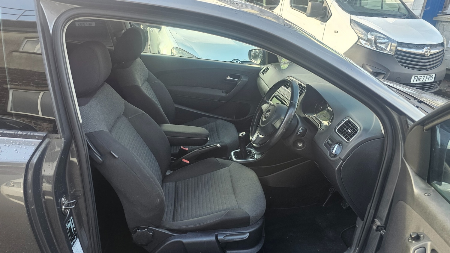 Used Volkswagen Polo 2010 for sale - 76606086: Photo 8