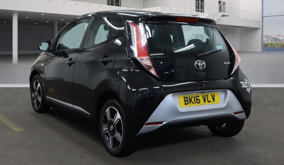 Used Toyota AYGO 2016 for sale - 76785473: Photo 2