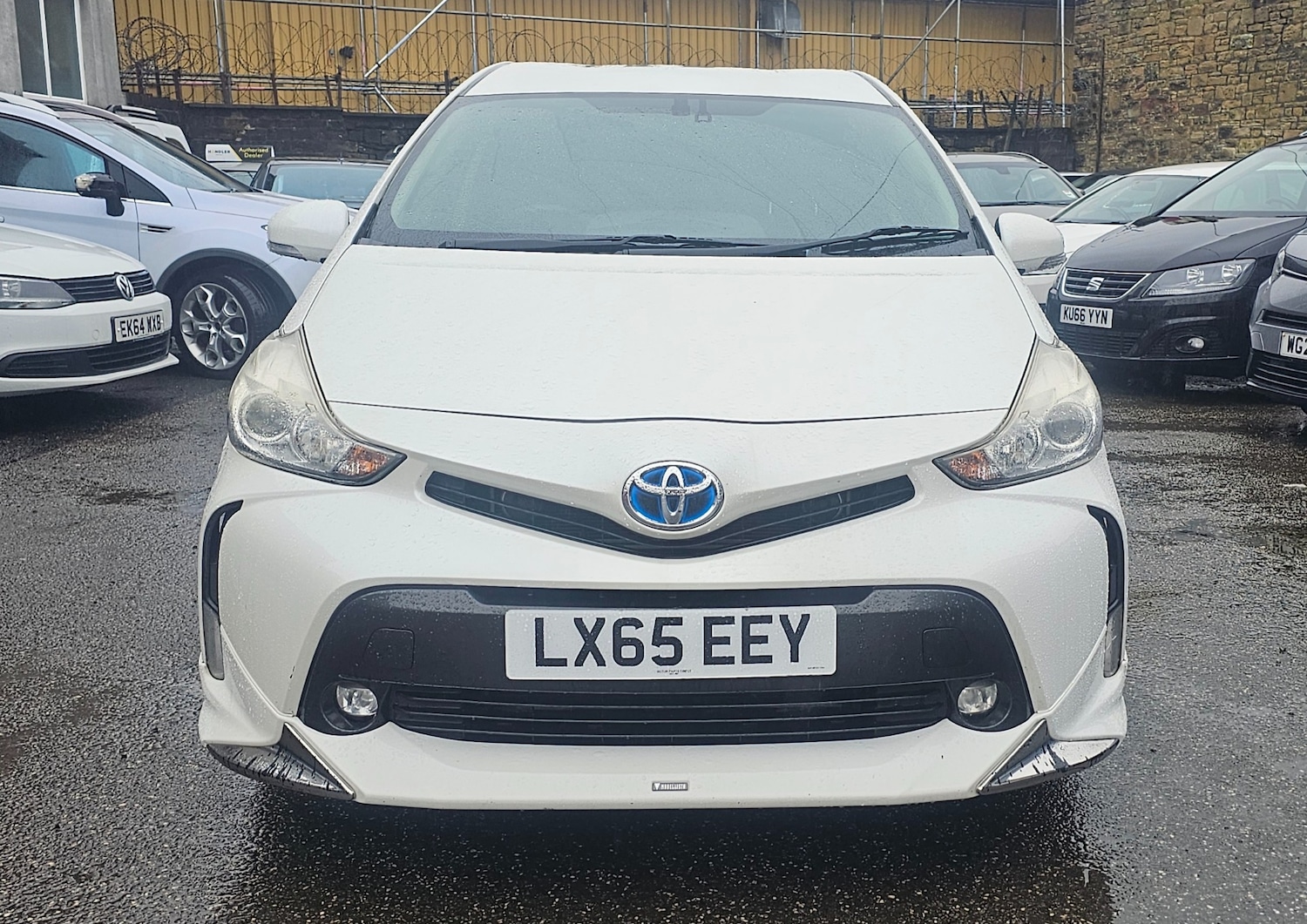 Used Toyota Prius+ 2022 for sale - 77522422: Photo 2