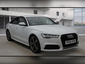 2015 (64) - 2.0 TDI Ultra Black Edition 4dr S Tronic