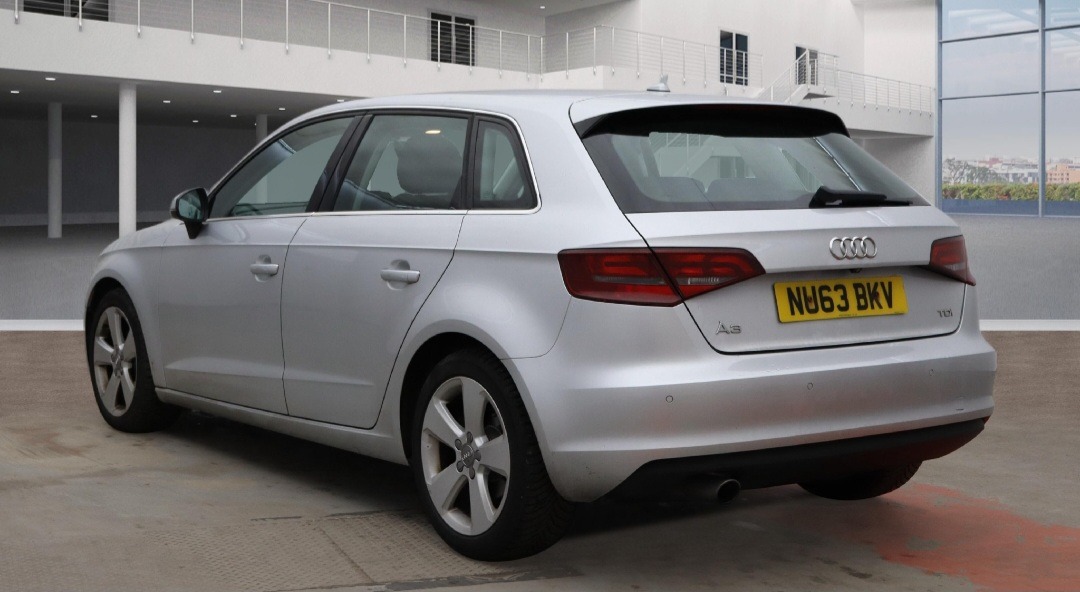 Used Audi A3 2013 for sale - 77201344: Photo 2