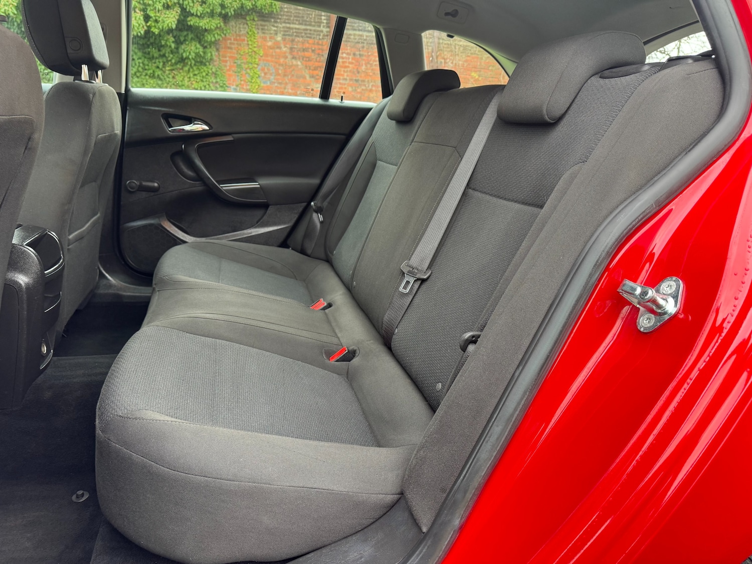 Used Vauxhall Insignia 2015 for sale - 75995609: Photo 10