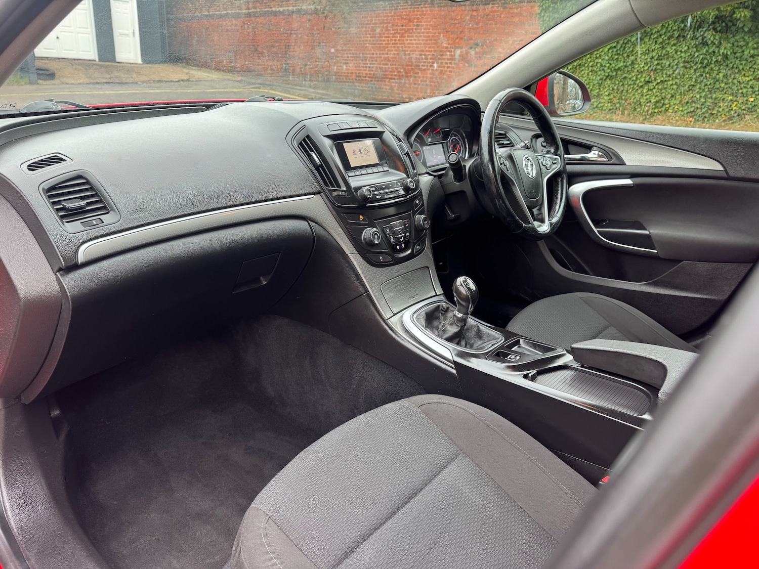 Used Vauxhall Insignia 2015 for sale - 75995609: Photo 8