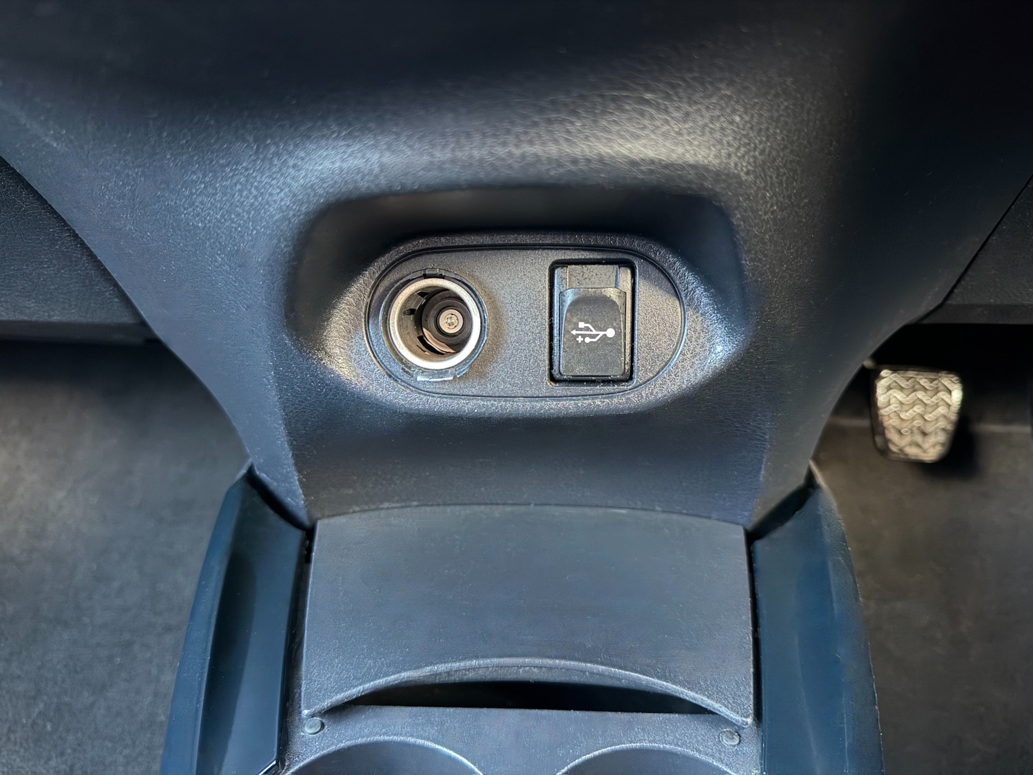 Used Toyota Yaris 2016 for sale - 76783282: Photo 14