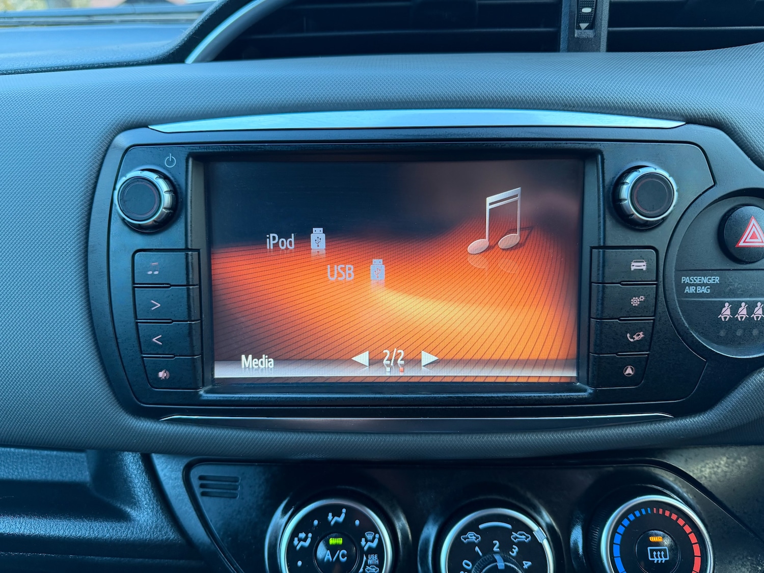 Used Toyota Yaris 2016 for sale - 76783282: Photo 16