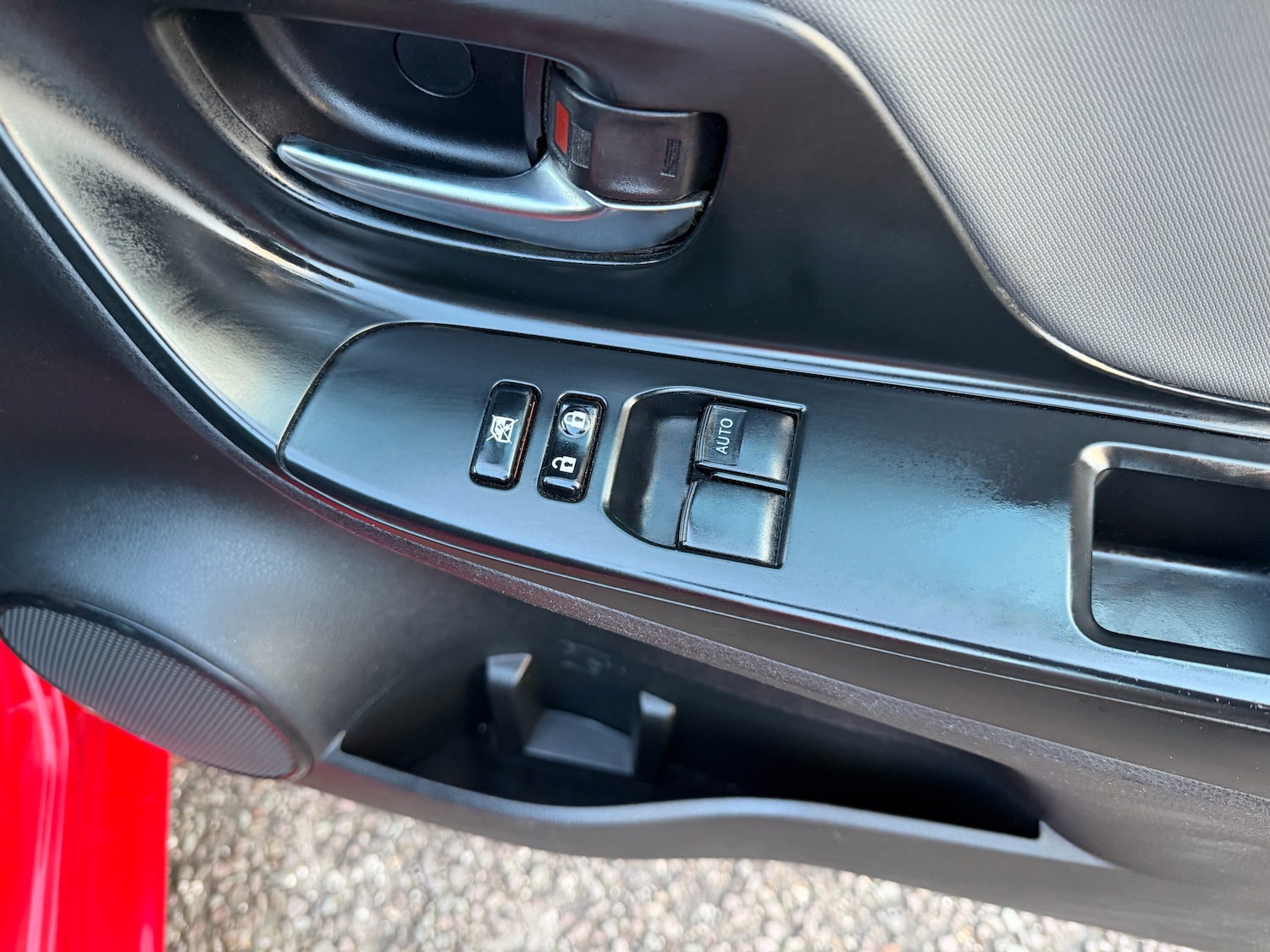 Used Toyota Yaris 2016 for sale - 76783282: Photo 23