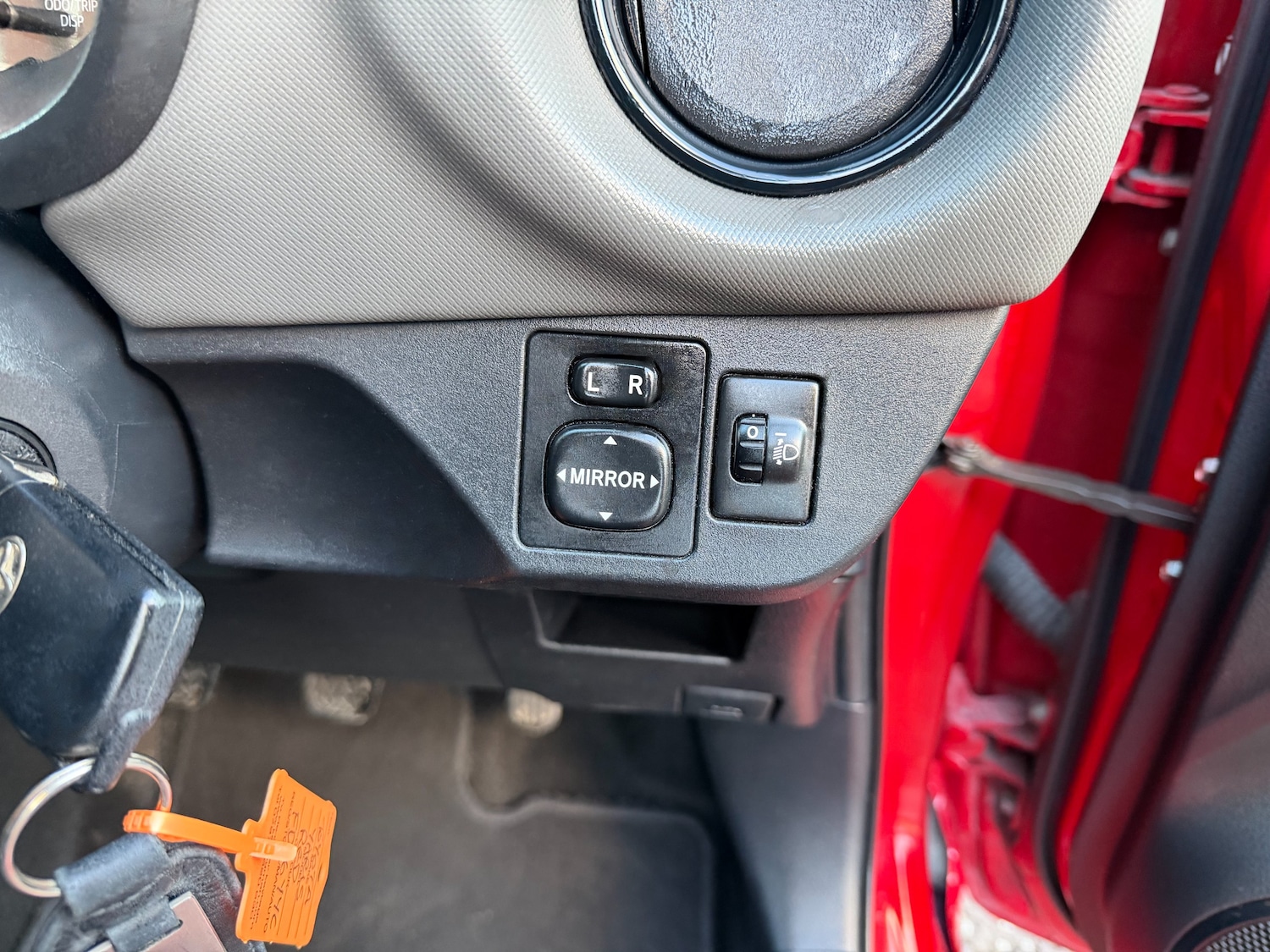 Used Toyota Yaris 2016 for sale - 76783282: Photo 24