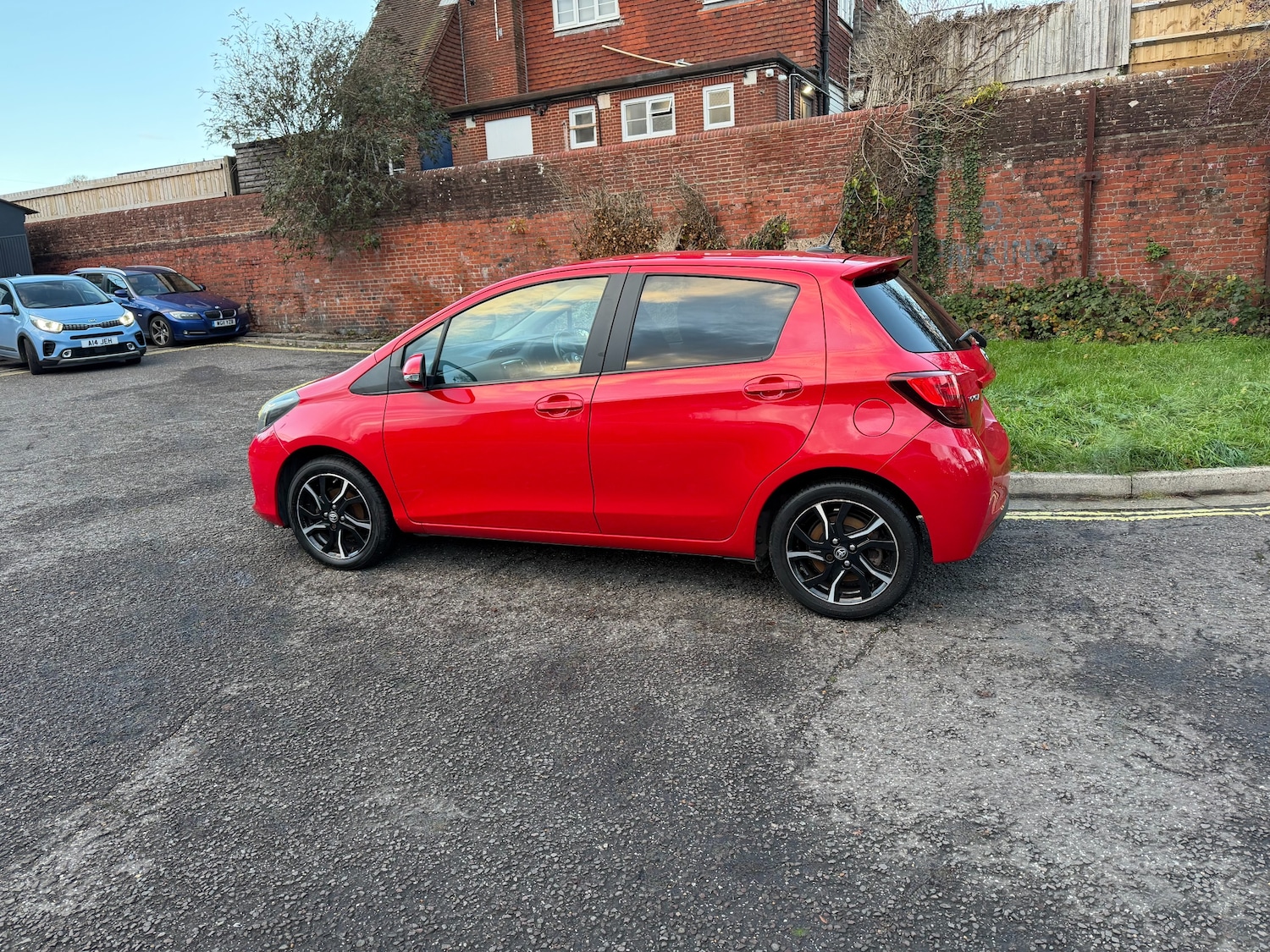 Used Toyota Yaris 2016 for sale - 76783282: Photo 5