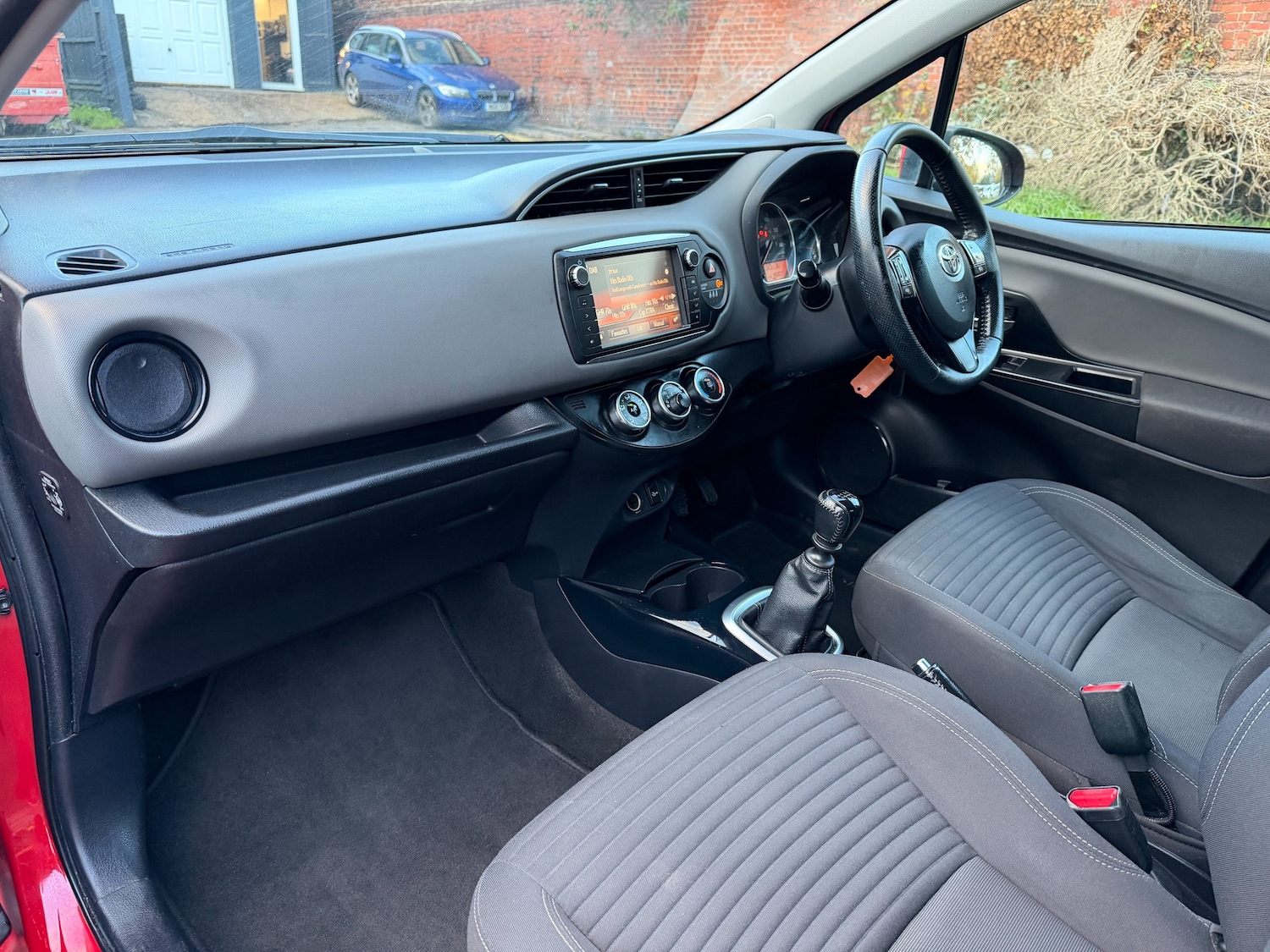 Used Toyota Yaris 2016 for sale - 76783282: Photo 8