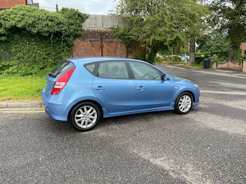 Used Hyundai i30 2011 for sale - 78509440: Photo