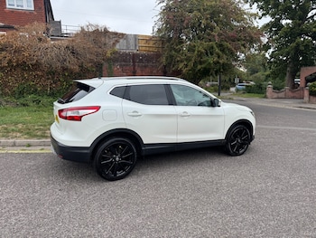 Used Nissan Qashqai 2014 for sale - 75724216: Photo