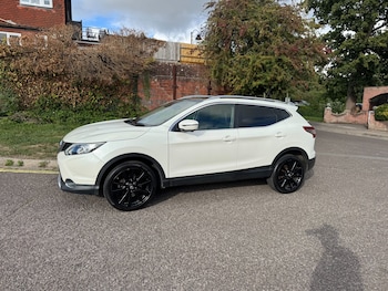 Used Nissan Qashqai 2014 for sale - 75724216: Photo