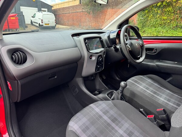 Used Peugeot 108 2018 for sale - 75308673: Photo 8