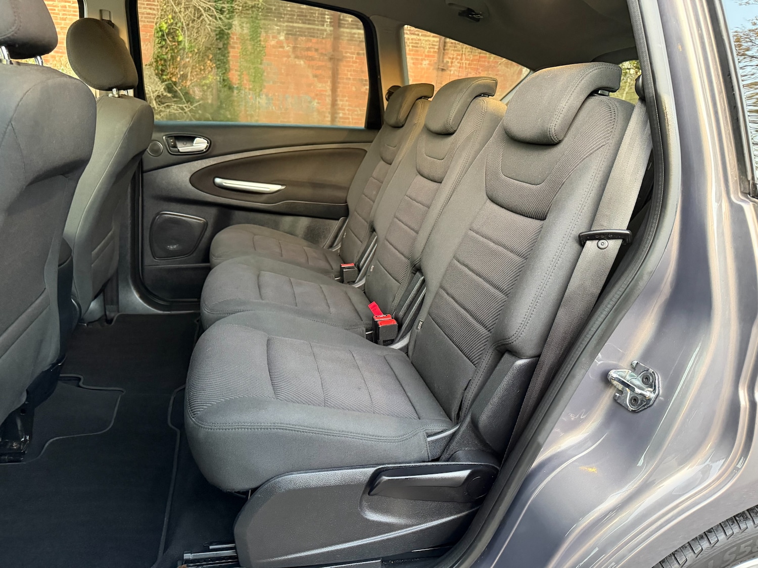 Used Ford S-Max 2013 for sale - 76641658: Photo 10