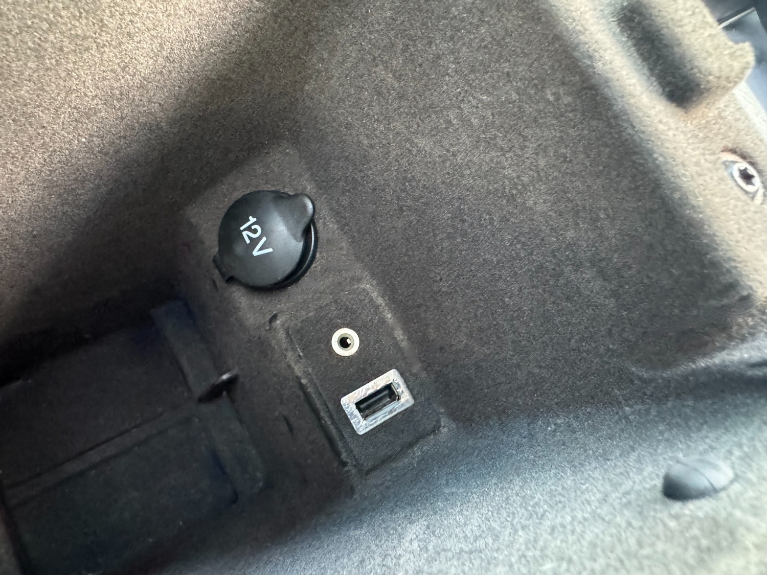 Used Ford S-Max 2013 for sale - 76641658: Photo 15