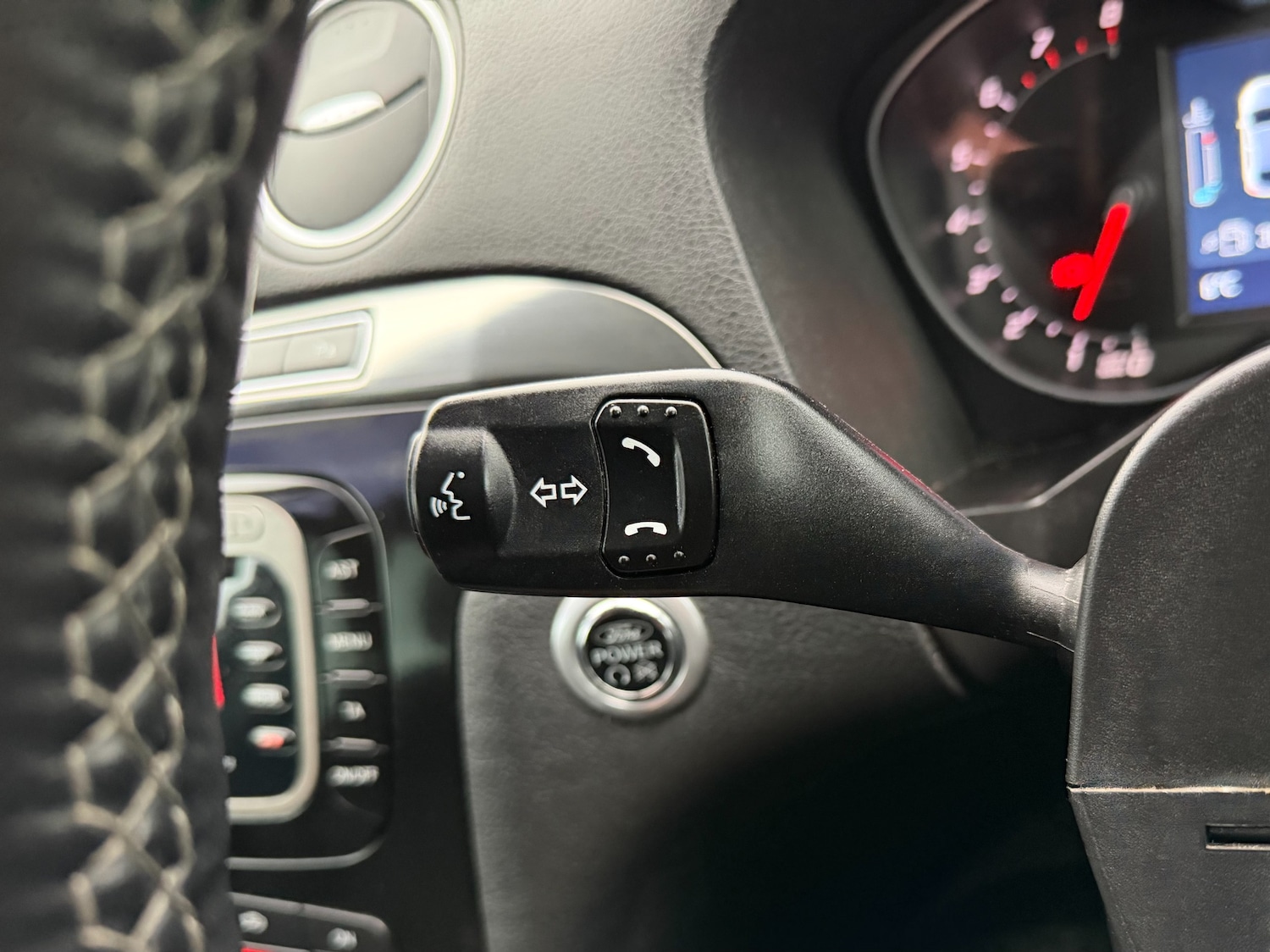 Used Ford S-Max 2013 for sale - 76641658: Photo 23