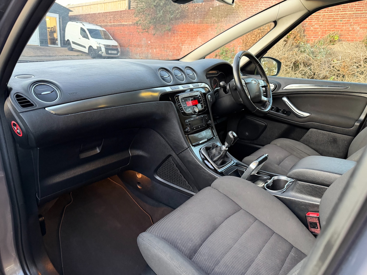 Used Ford S-Max 2013 for sale - 76641658: Photo 8