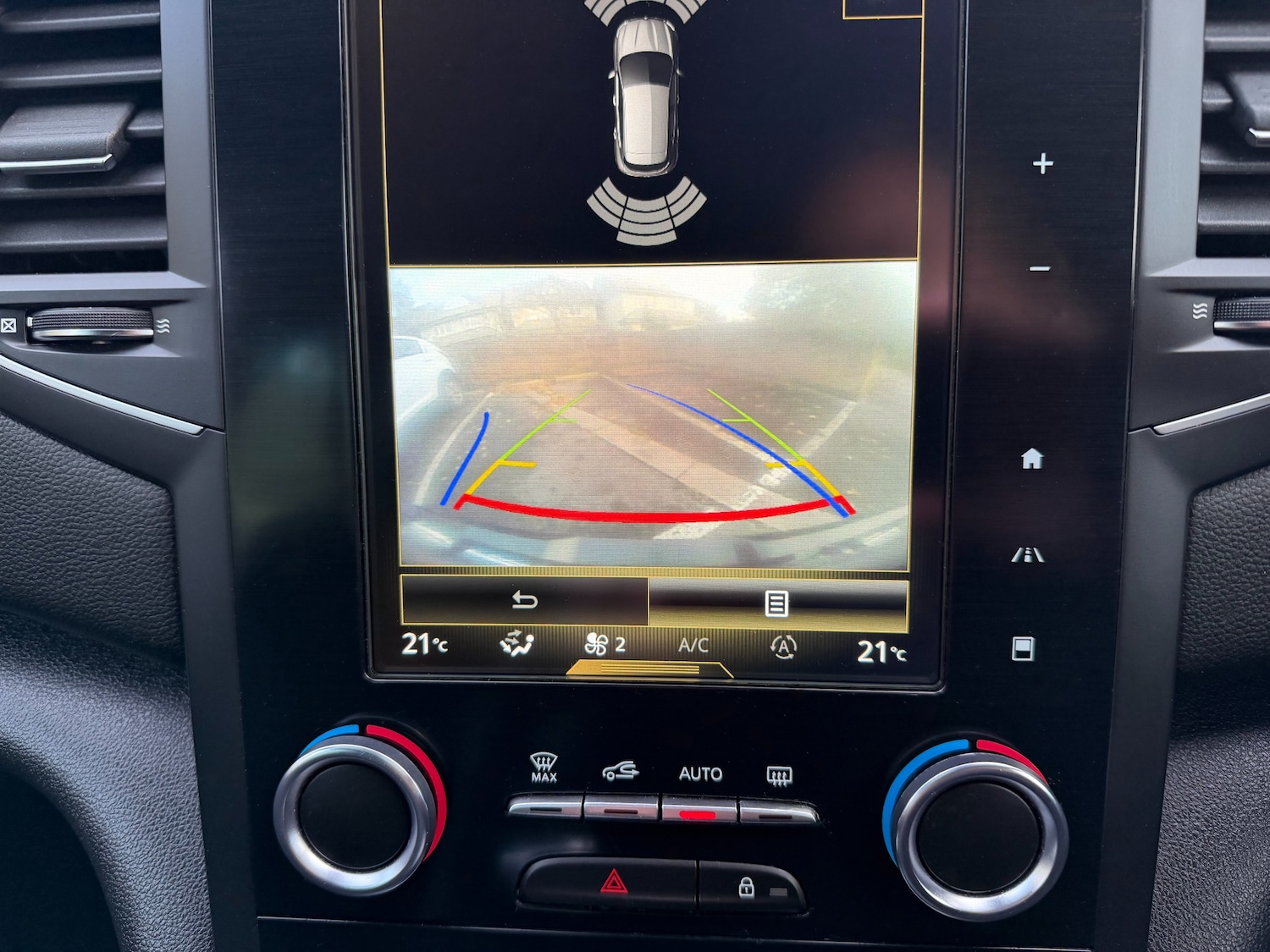 Used Renault Megane 2017 for sale - 76777411: Photo 31