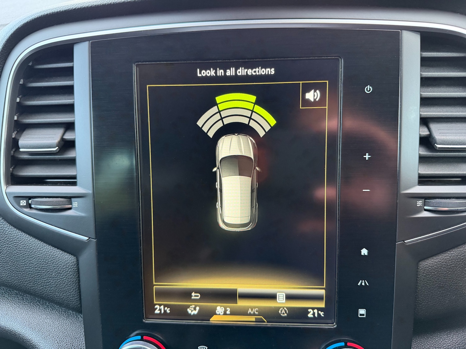 Used Renault Megane 2017 for sale - 76777411: Photo 35