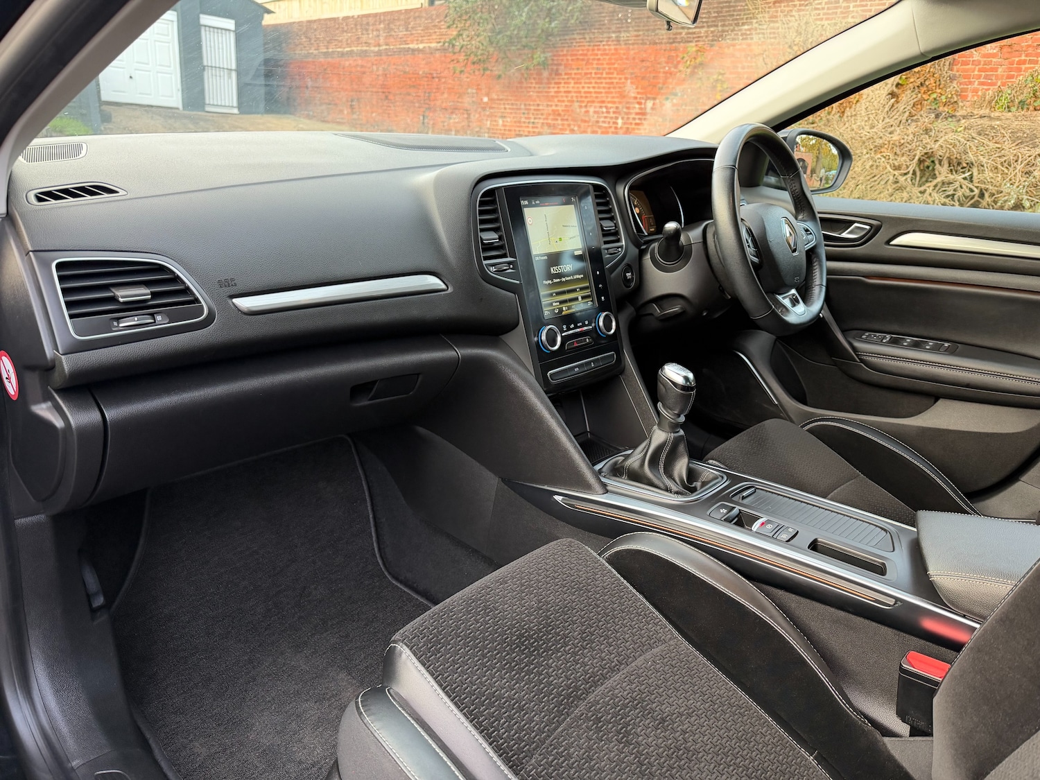 Used Renault Megane 2017 for sale - 76777411: Photo 8